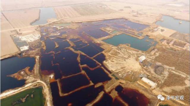 图：航拍华北地区发现17万平方米工业污水渗坑，地下水严重污染