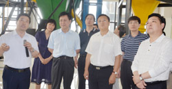 2012年5月24号，环保部科技标准司副司长刘志全一行专家领导科行集团现场考研调查。